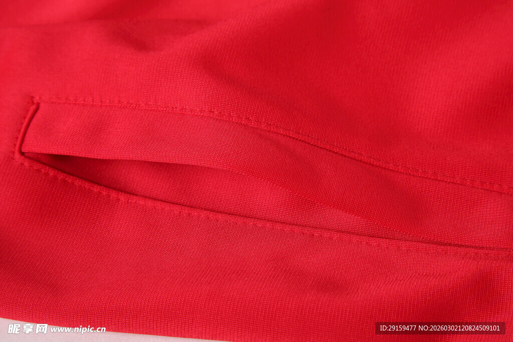 红色布料细节特写