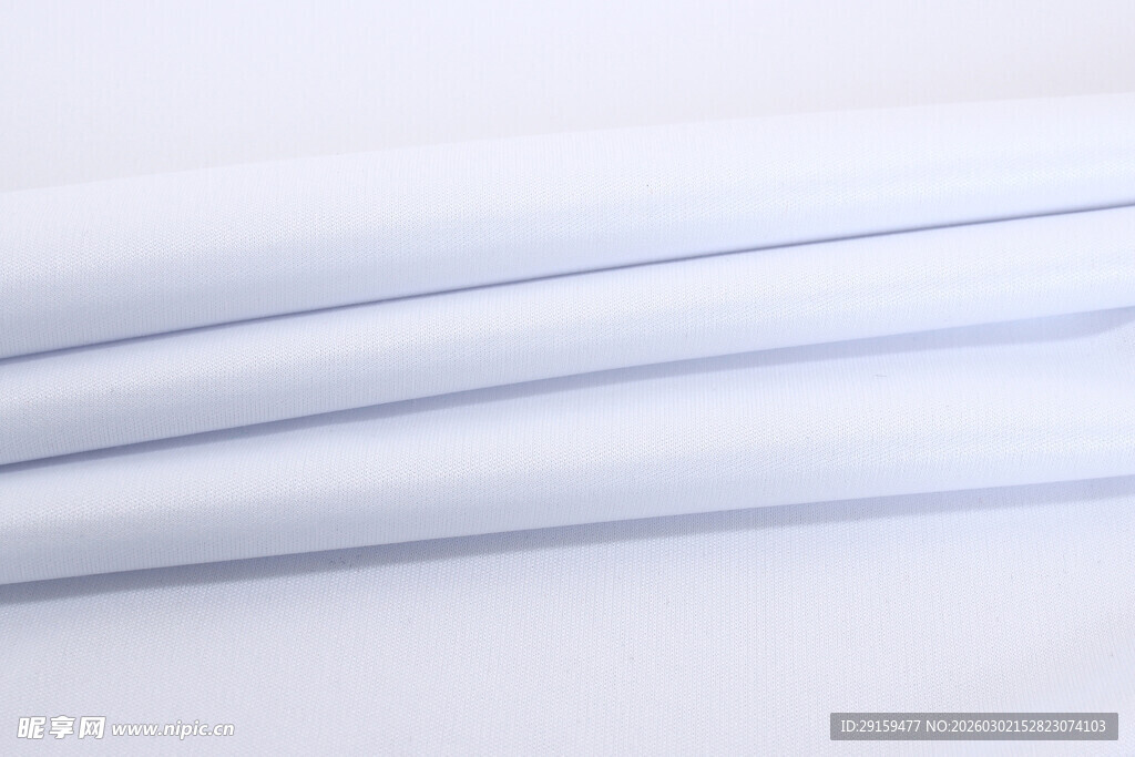 白色柔软布料卷