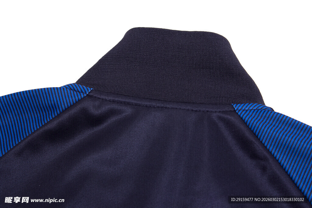 深蓝色拼接高领运动上衣