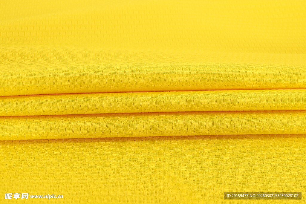 黄色布料堆叠展示
