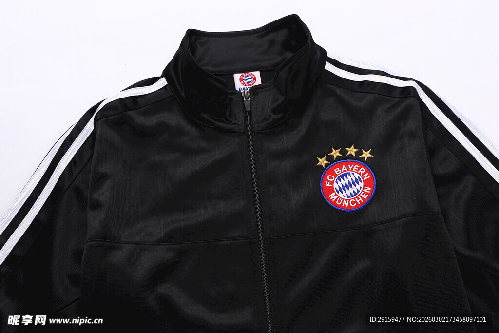 拜仁慕尼黑足球运动夹克