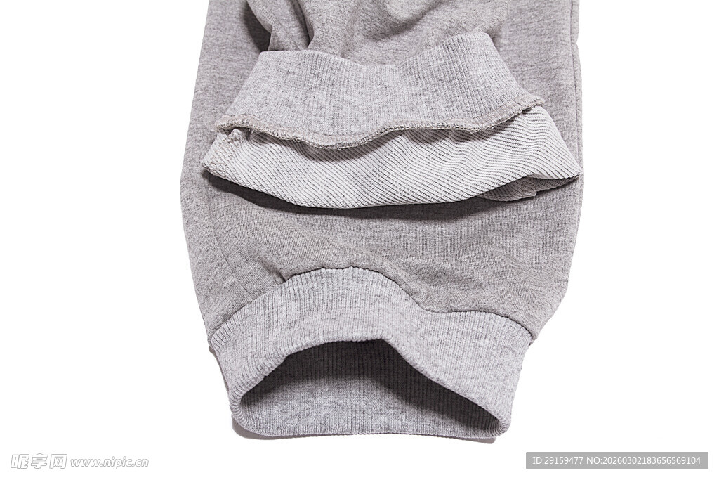 灰色褶皱袖口细节图