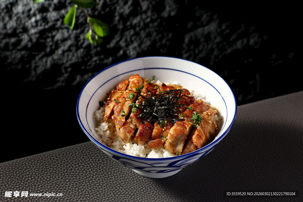 美味照烧鳗鱼盖饭