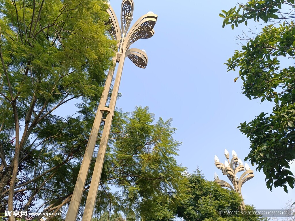 户外竹制灯具景观