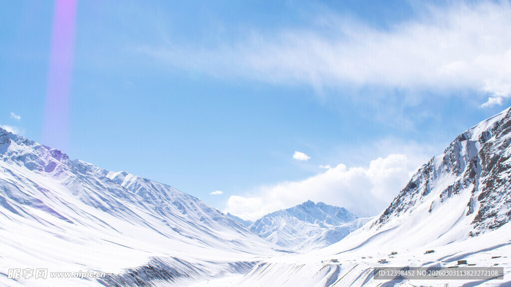 雪山美景