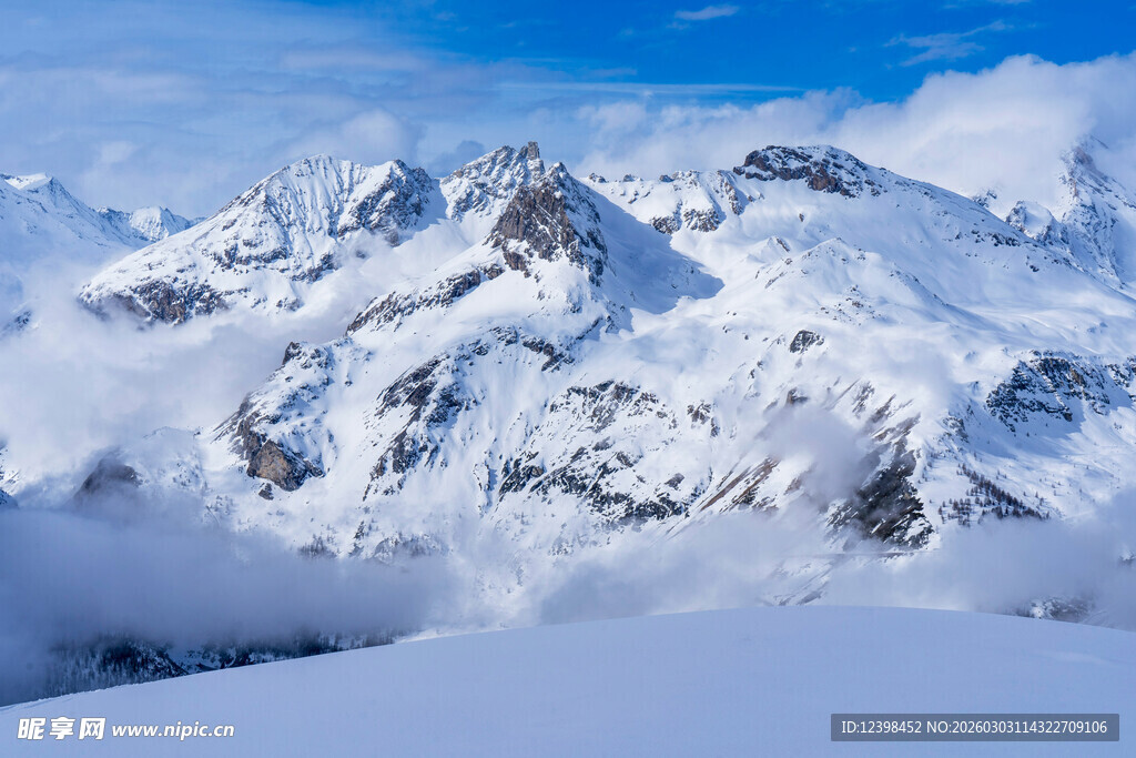 壮丽雪山美景