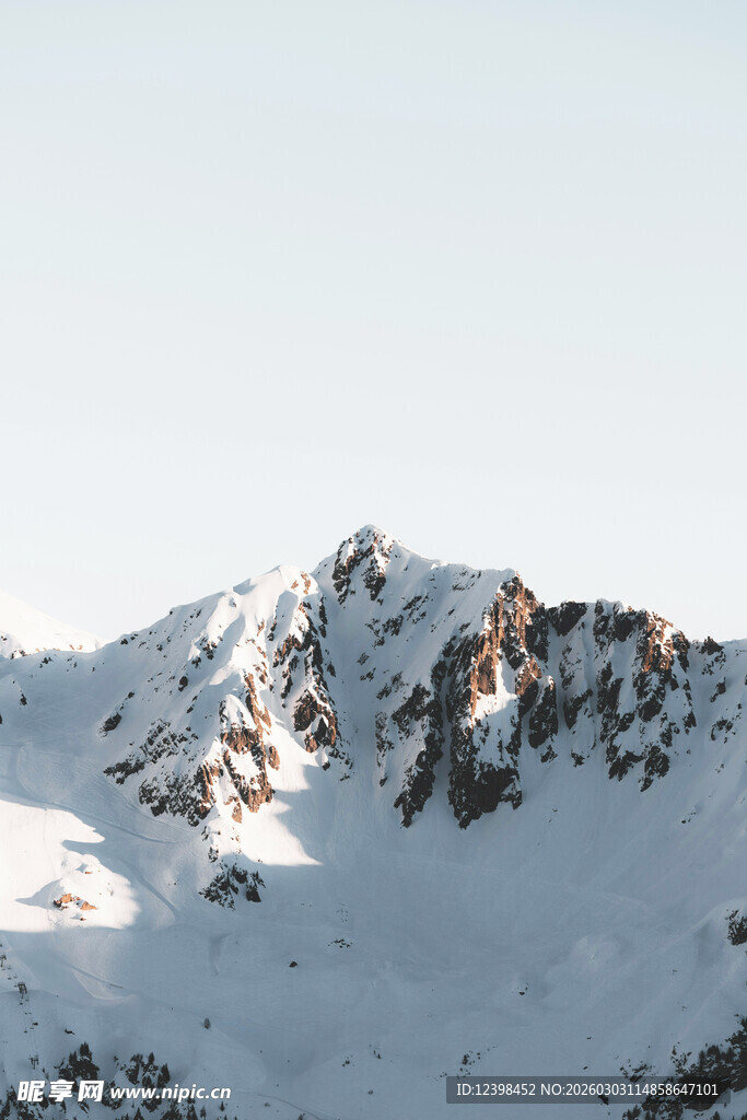 雪山壮丽景致