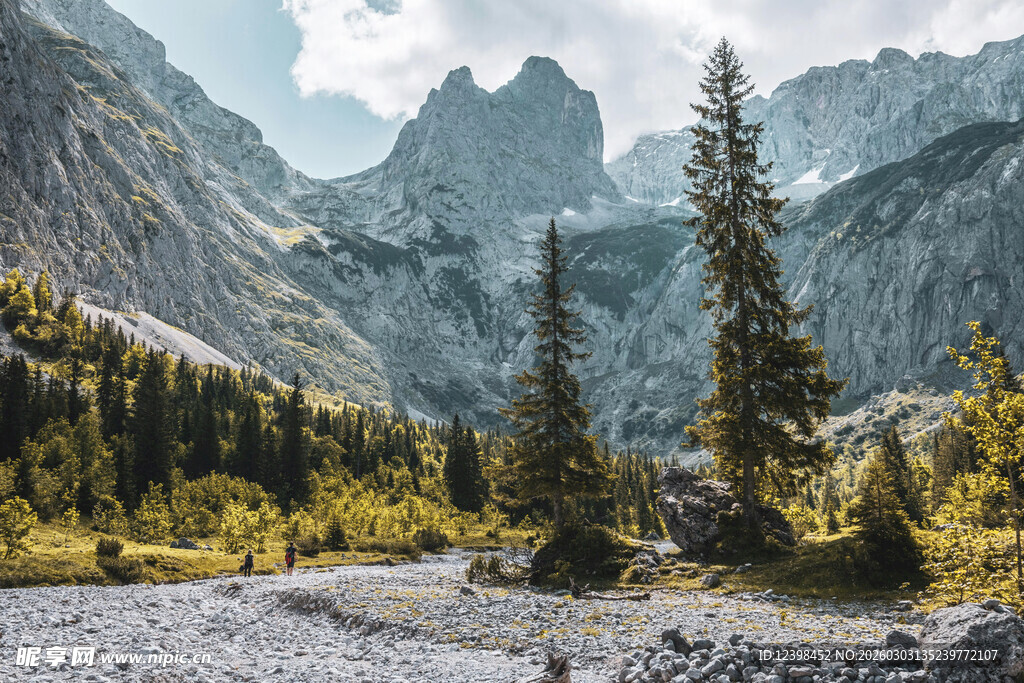 山间美景