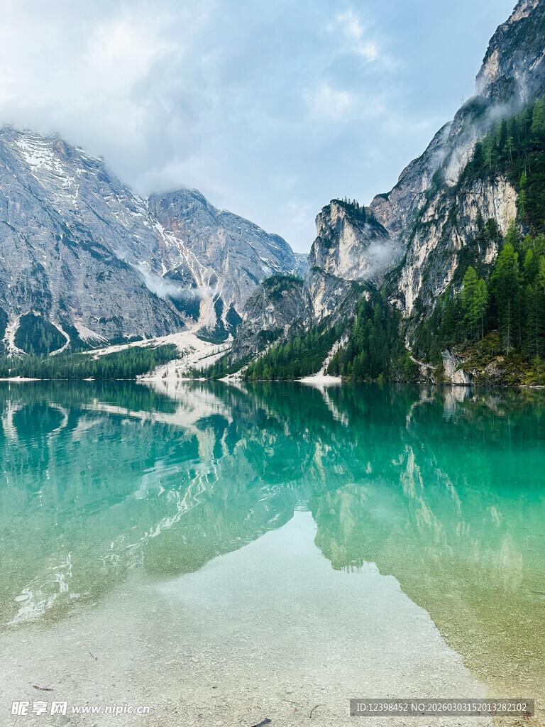 阿尔卑斯山绝美湖光山色