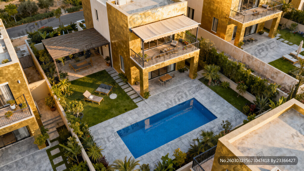 时尚带庭院、阳台、泳池等别墅群