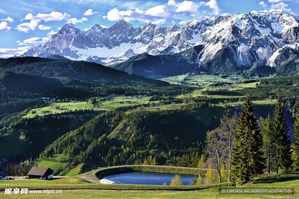 阿尔卑斯山美丽自然风光