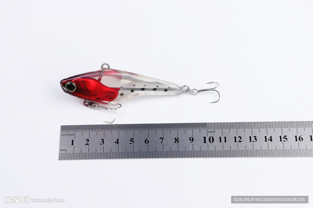 红色仿真鱼饵带钩