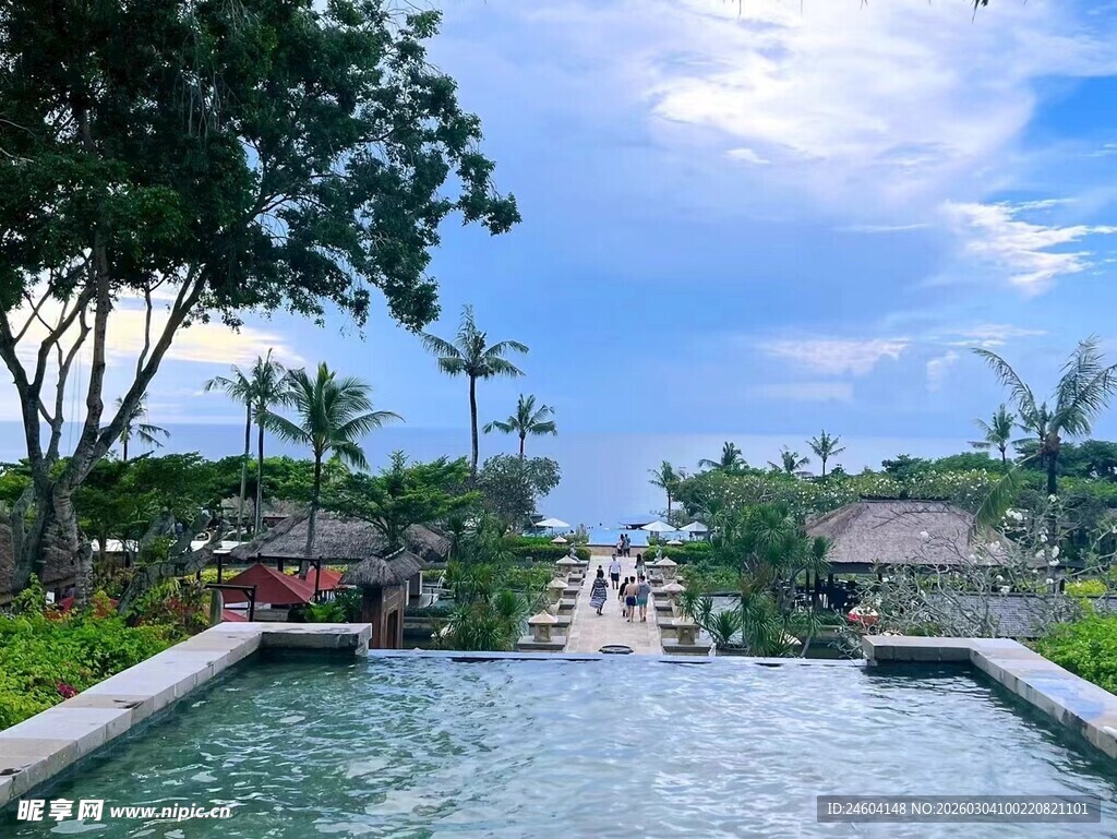 热带风情泳池景观