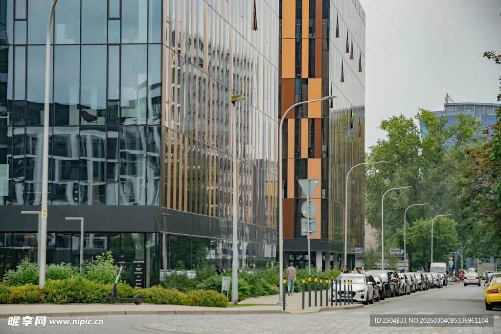 现代都市办公楼外观景象