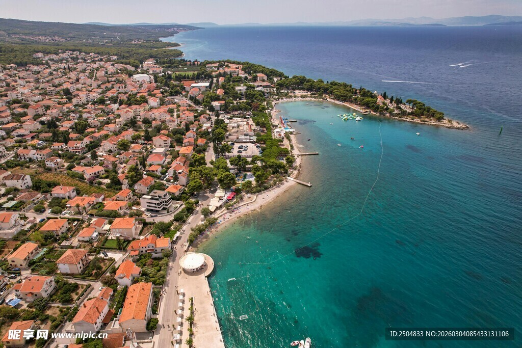 海滨小镇美丽海岸线风光