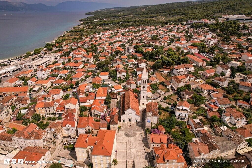 俯瞰红顶小镇美景