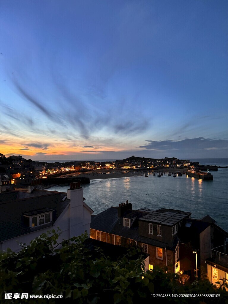 海滨暮色港湾美景