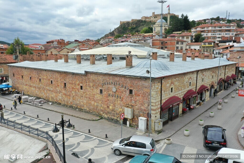 古老城镇中的特色建筑