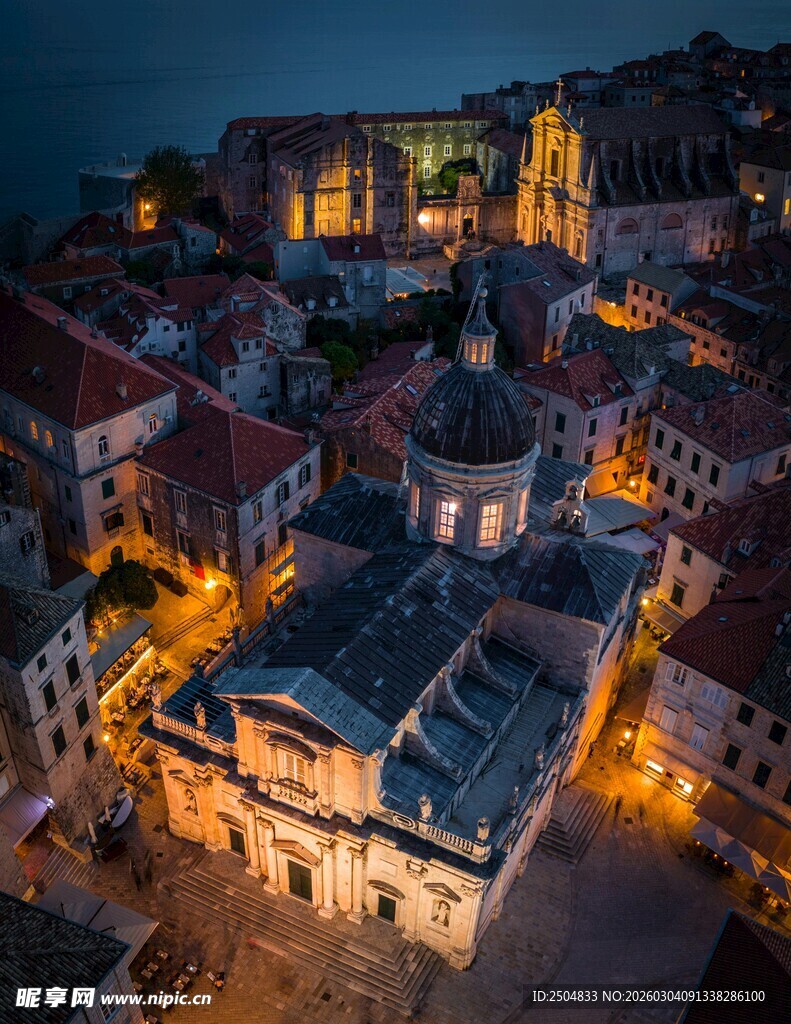 杜布罗夫尼克古城夜景