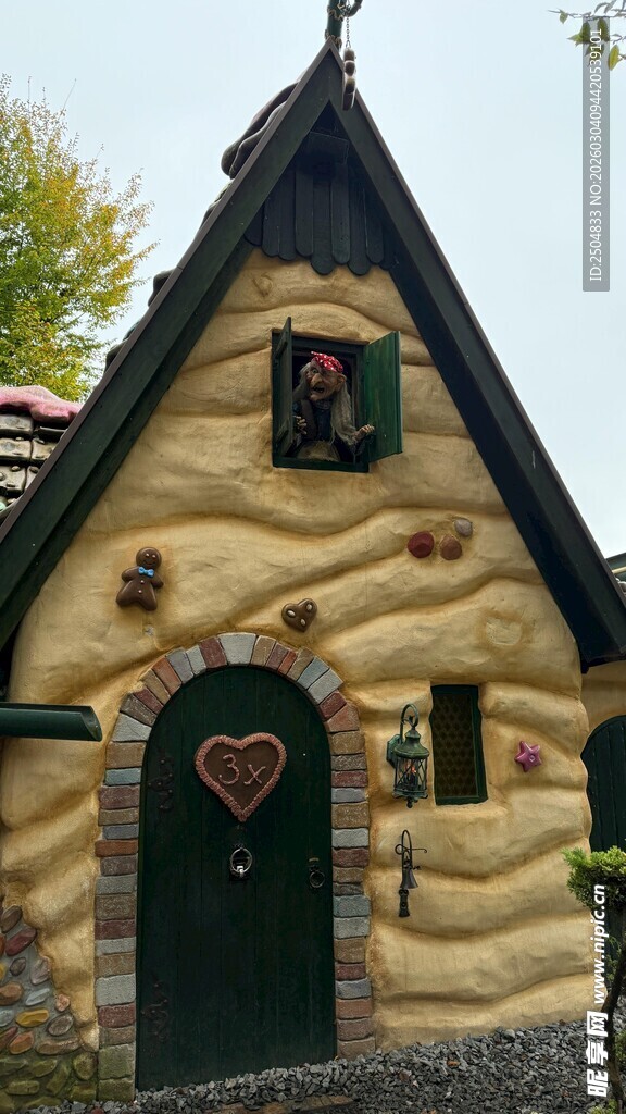 童话风木屋小屋