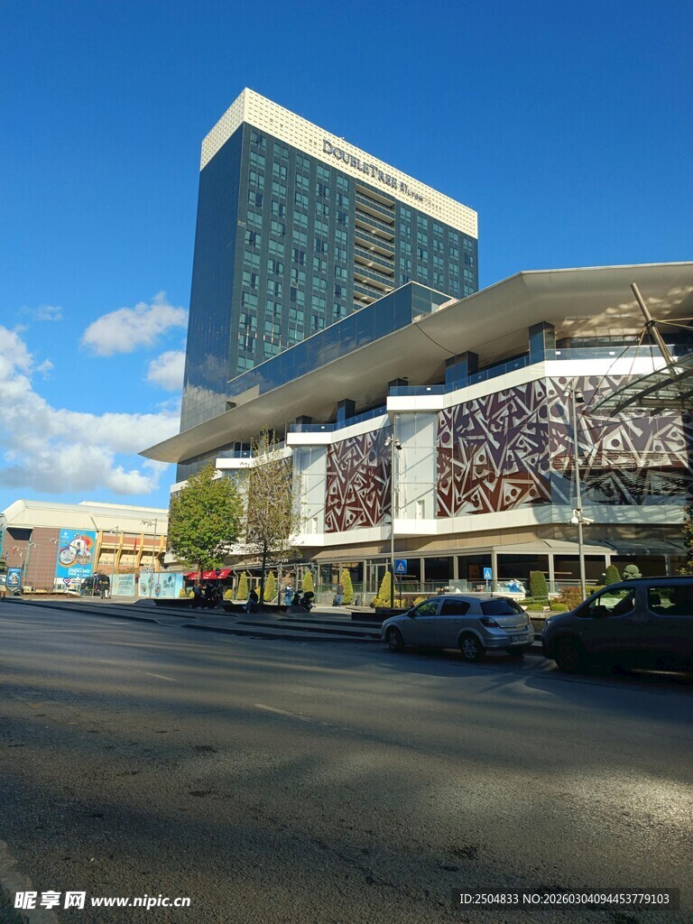 现代风格高楼建筑外观