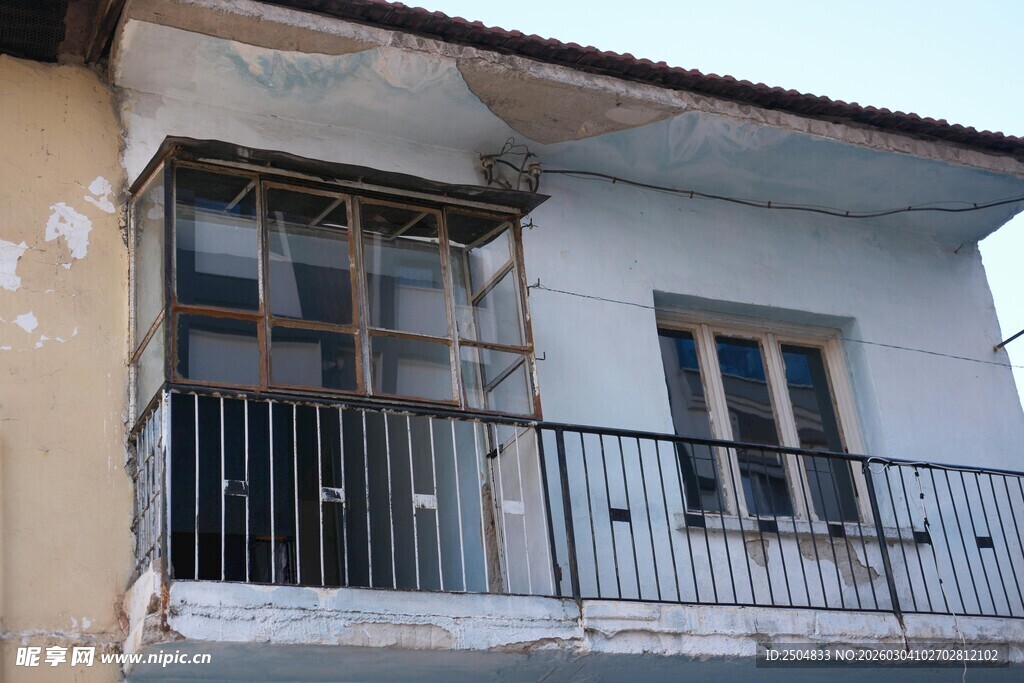 老旧房屋外观