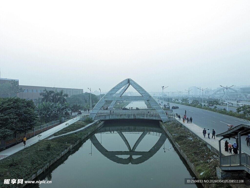 独特桥梁建筑景观