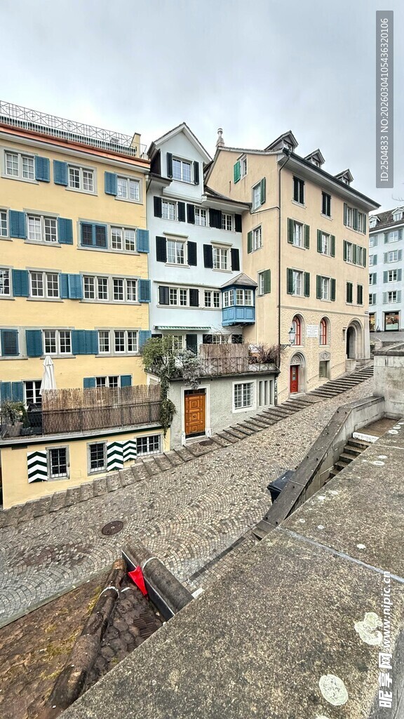  洲小镇多彩建筑风景
