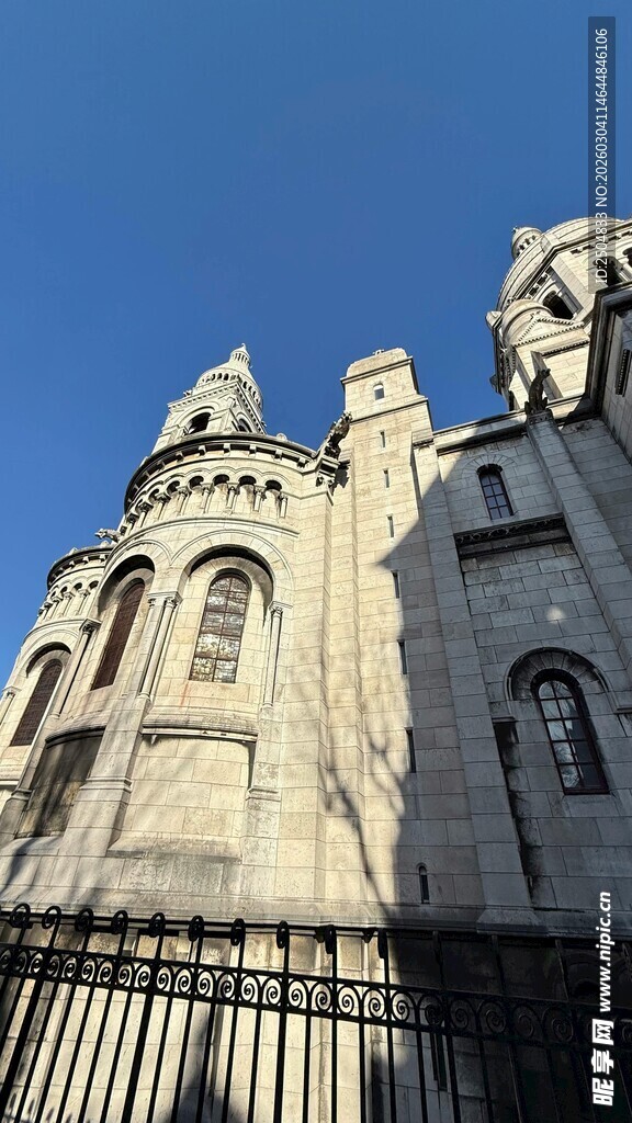 古老城堡建筑外观