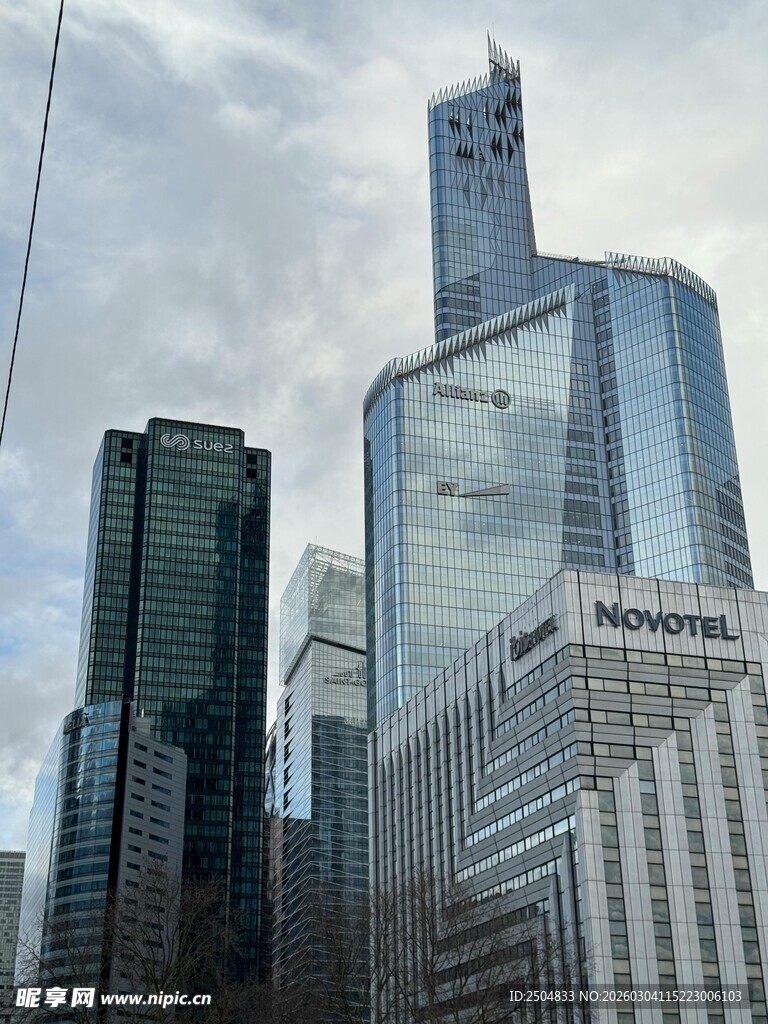 都市摩天大楼建筑群