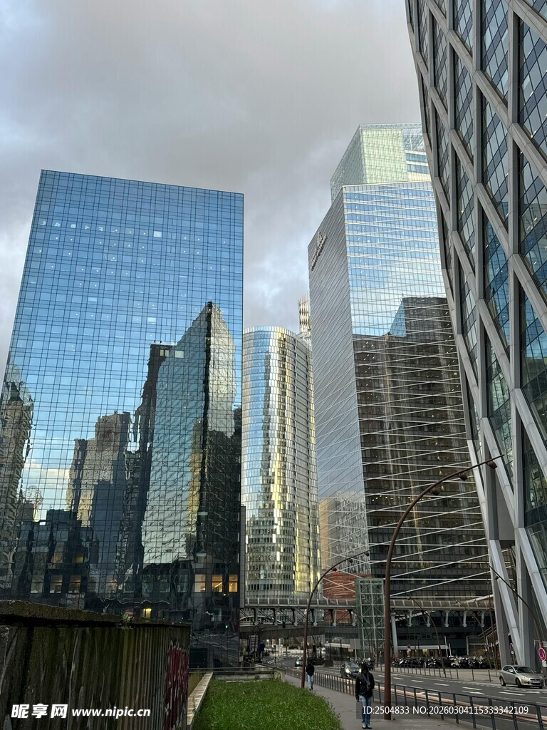 都市摩天大楼景观