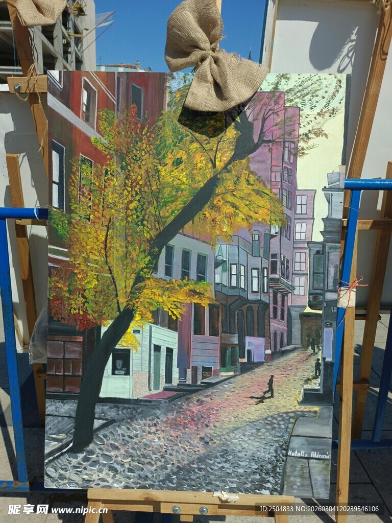 街头风景绘画创作场景