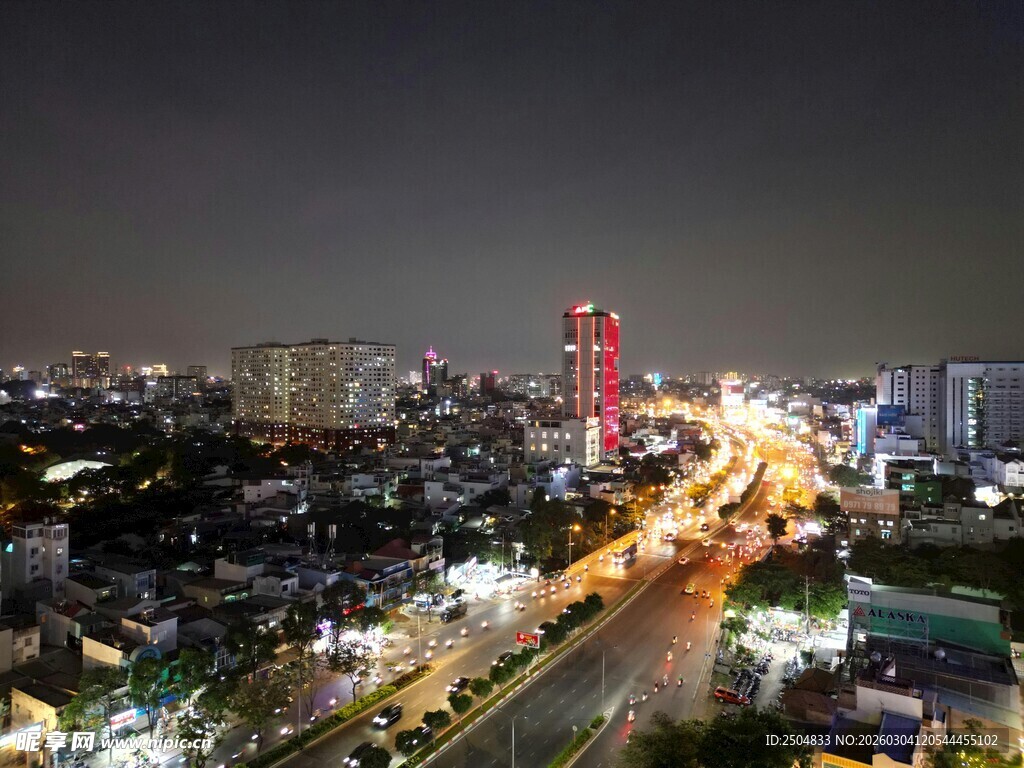 城市璀璨夜景俯瞰图