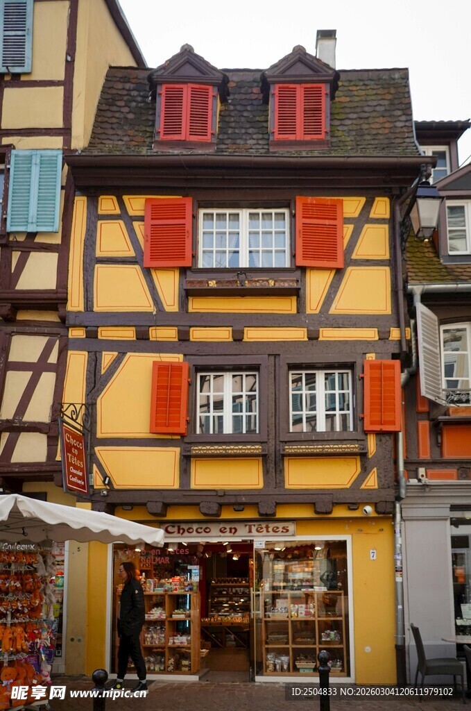 色彩斑斓的 洲风情建筑