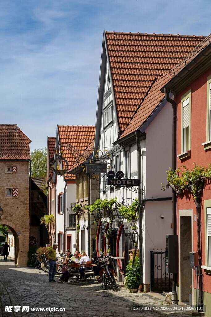  洲小镇的宁静街道