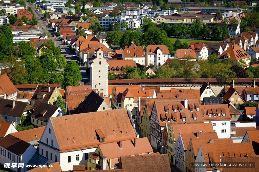 俯瞰 洲风情小镇景色