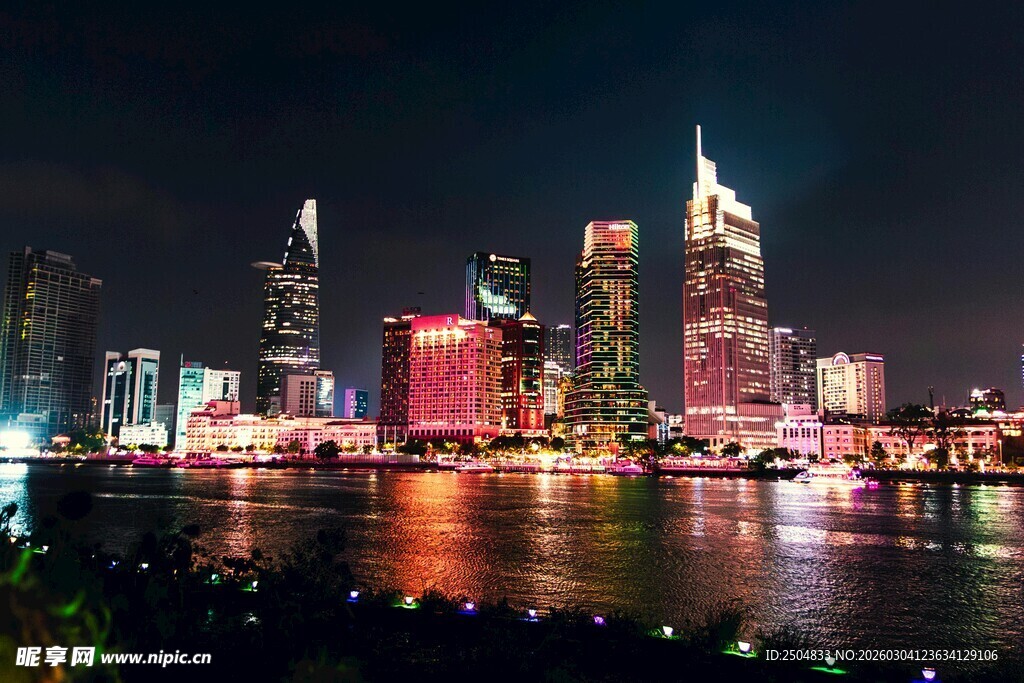城市璀璨夜景