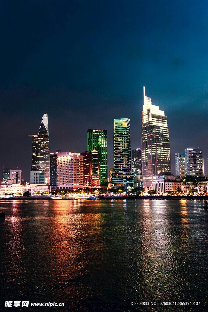 璀璨都市夜景 灯火辉煌