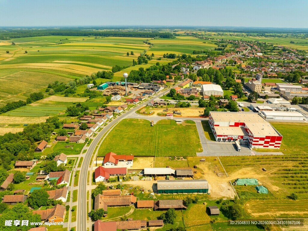 乡村城镇鸟瞰风光图