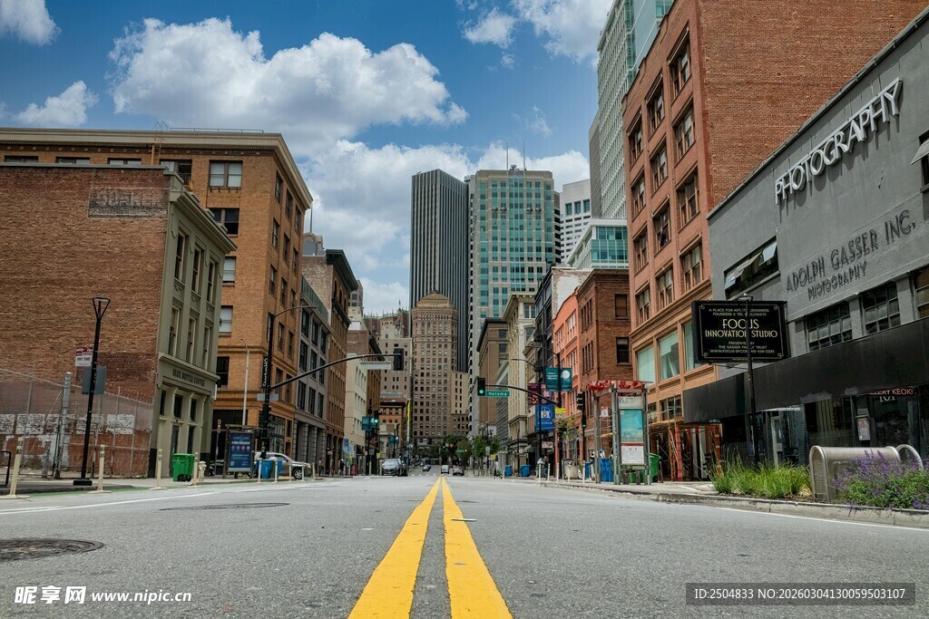 城市街道景象