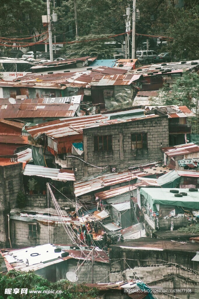 拥挤杂乱 居民区景象