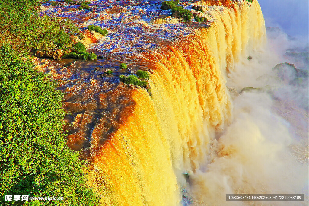 伊瓜苏瀑布壮丽景观