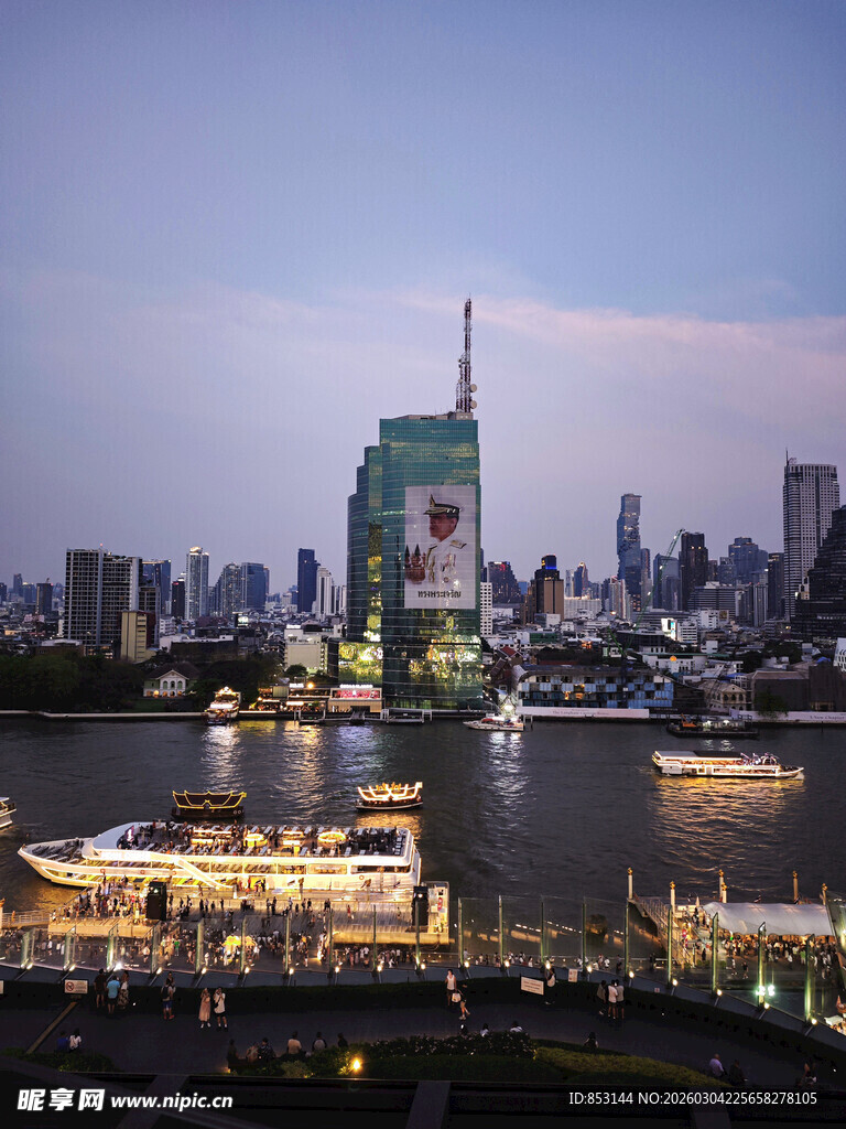 曼谷河畔夜景风光