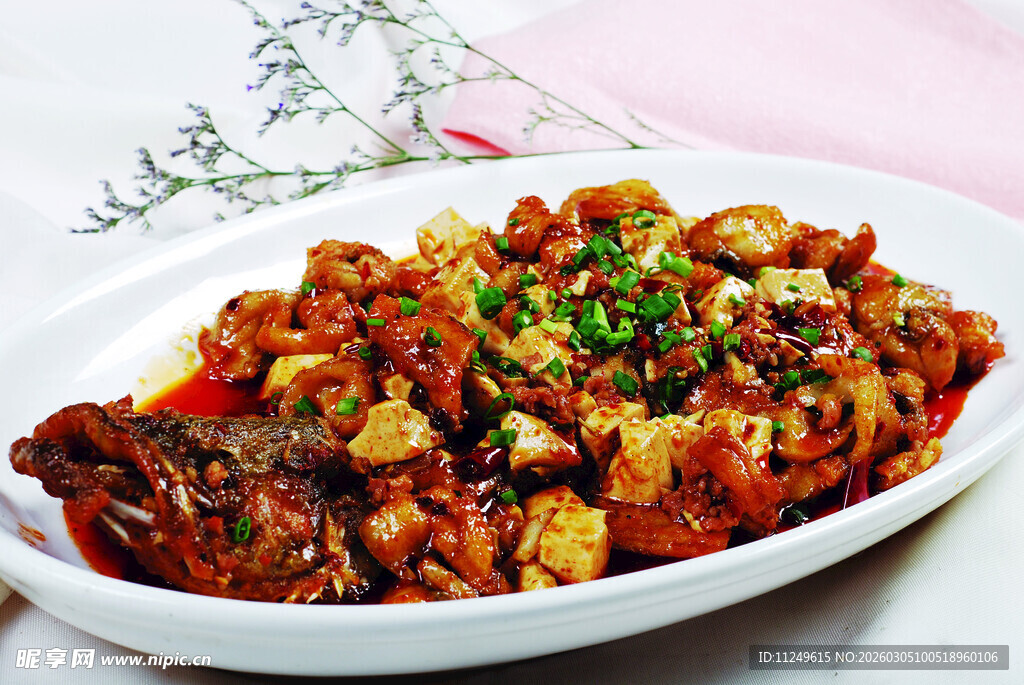 麻坝豆腐煮桂鱼