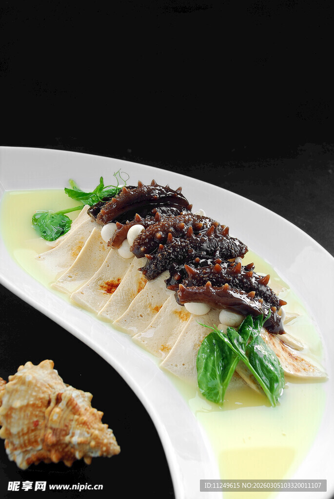 酸汤海参烩豆腐