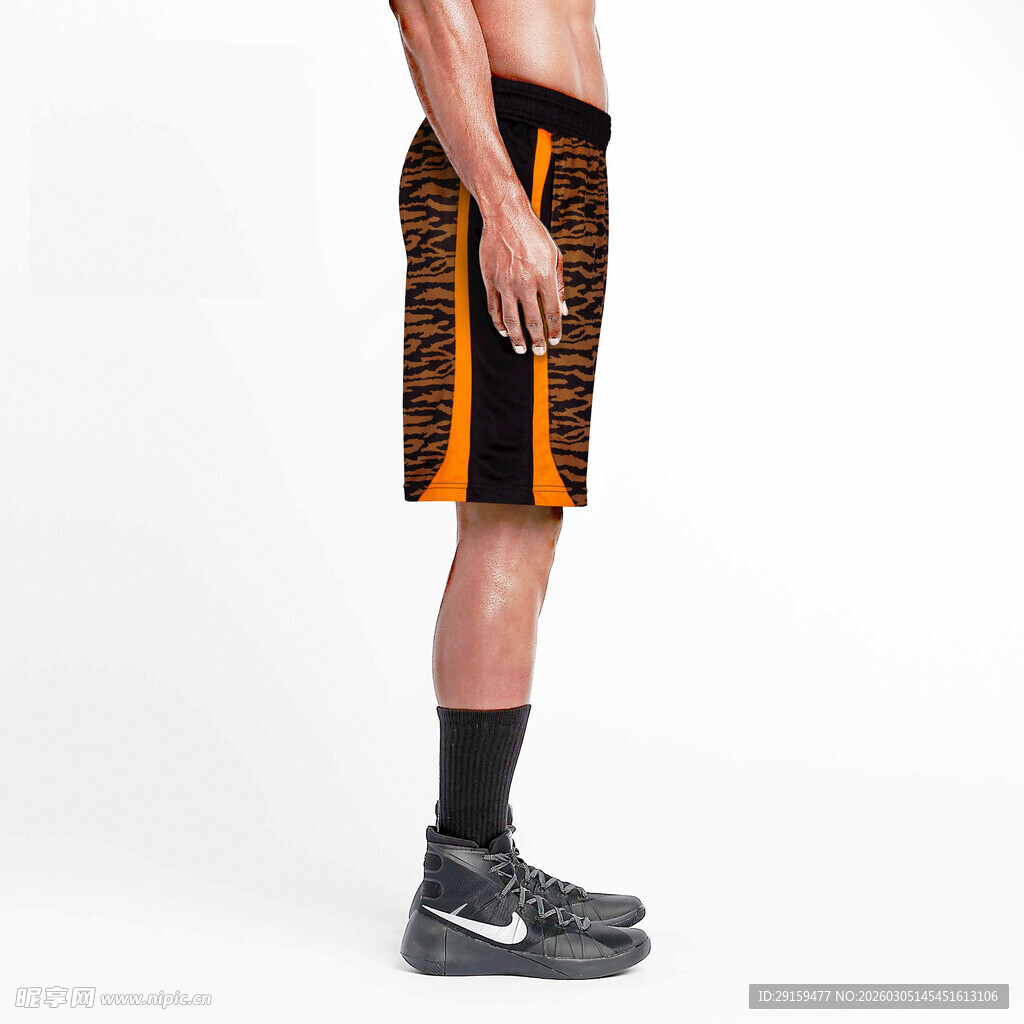 男士运动短裤展示