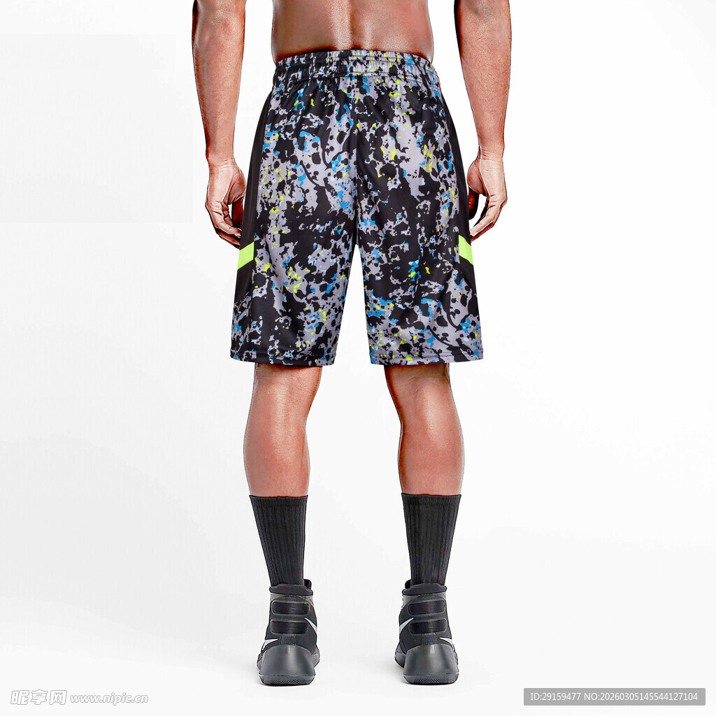 男士潮流印花短裤展示