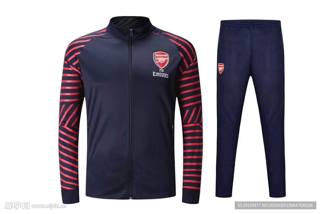 深蓝色运动套装