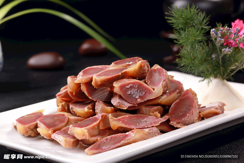 美味卤味鸡胗切片