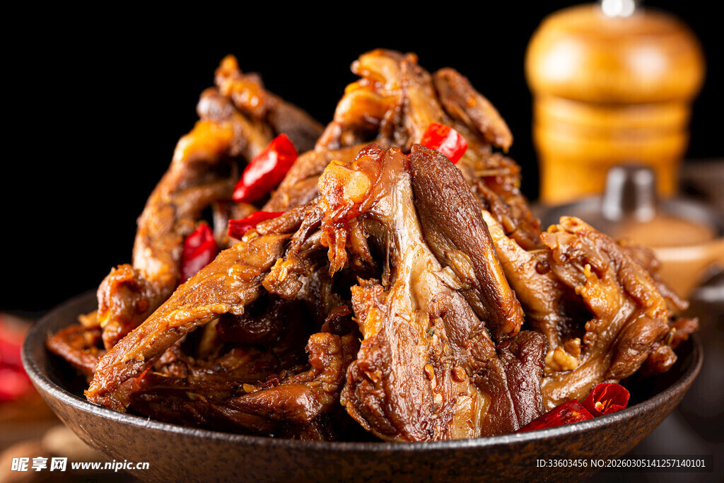 香辣诱人的美味羊蝎子